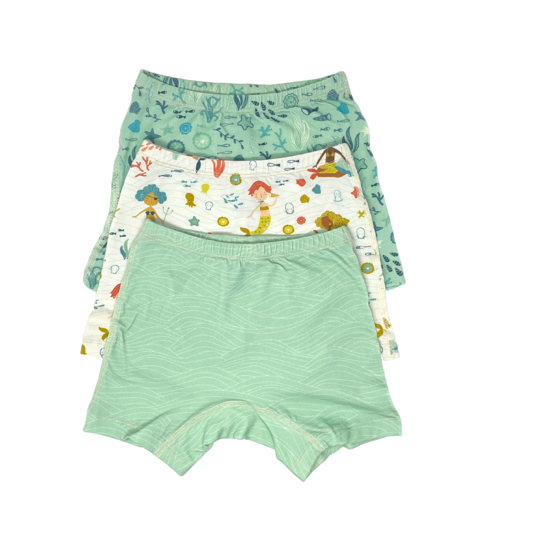 green sprouts by i play. Toddler Girls' Underwear, Print, 2T/3T (Pack of 3)  