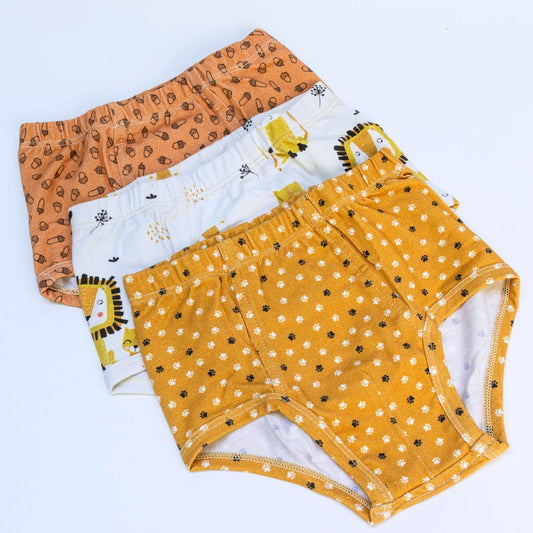 Choose Mukupati's Fall Briefs Pack to give your child the best in non-toxic, organic cotton underwear, and enjoy peace of mind knowing you're supporting ethical and eco-friendly production