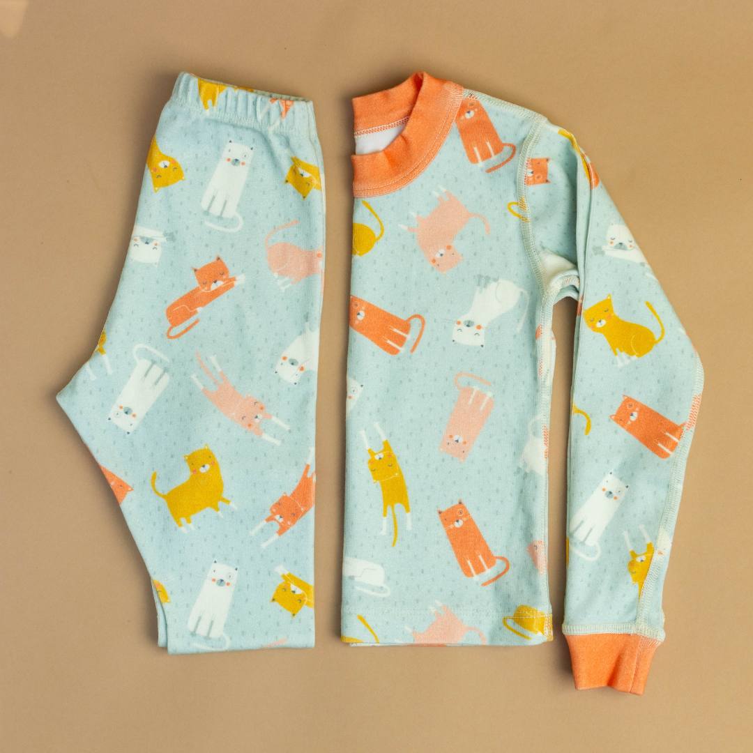 Organic Cotton Kids Pajamas with cats print 